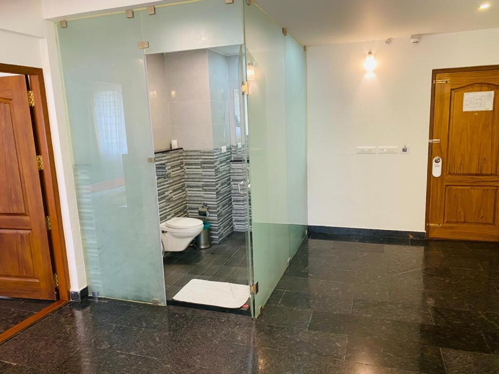 Peppervine Hotel Текади Екстериор снимка